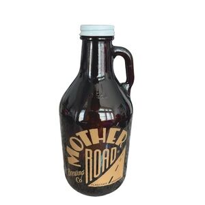 MOTHER ROAD BREWING CO. || AMBER W/YELLOW LETTERING || QUART SIZE GLASS GROWLER